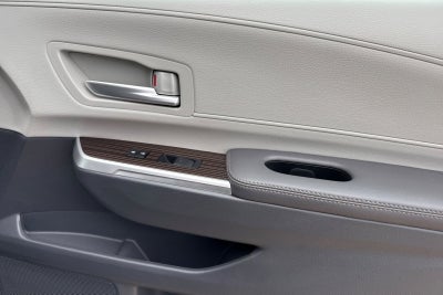 2024 Toyota Sienna XLE 8 Passenger