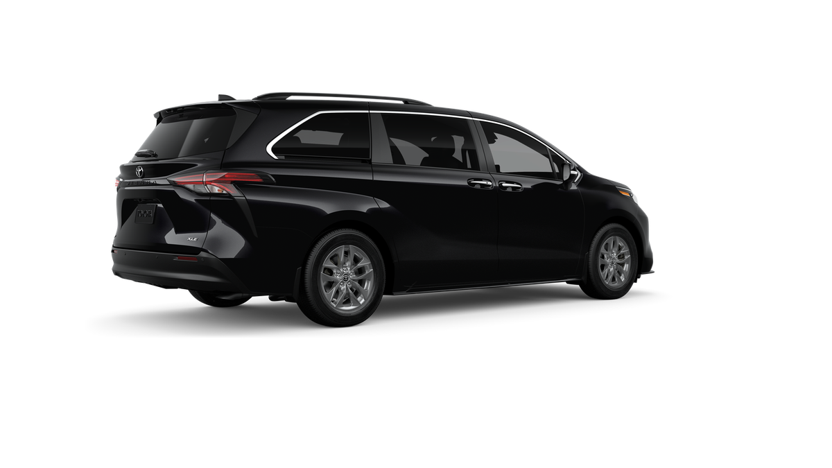 2026 Toyota Sienna XLE 8 Passenger
