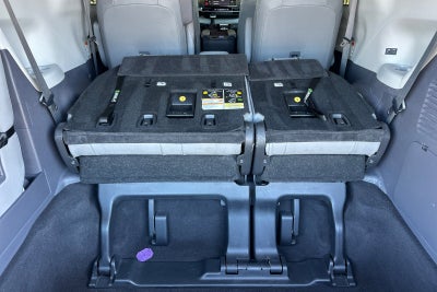 2022 Toyota Sienna XLE 8 Passenger