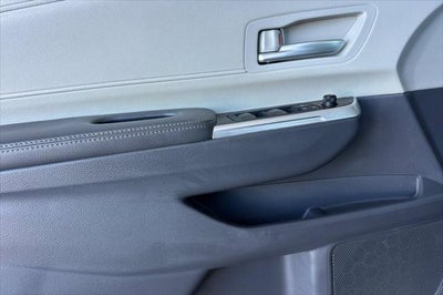 2022 Toyota Sienna XLE 8 Passenger