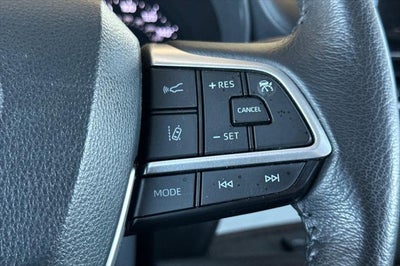 2022 Toyota Sienna XLE 8 Passenger