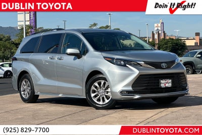 2024 Toyota Sienna XLE 8 Passenger