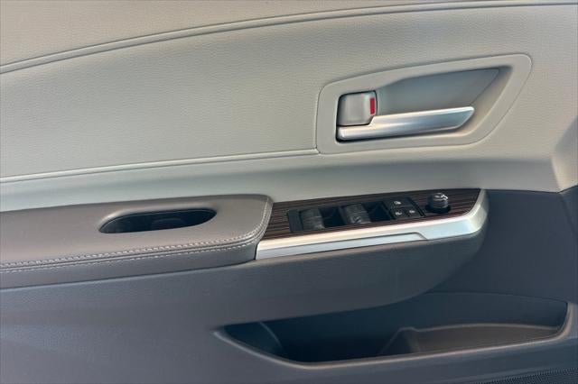 2024 Toyota Sienna XLE 8 Passenger