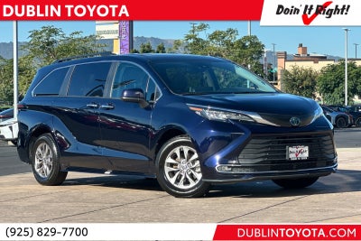 2023 Toyota Sienna XLE 8 Passenger