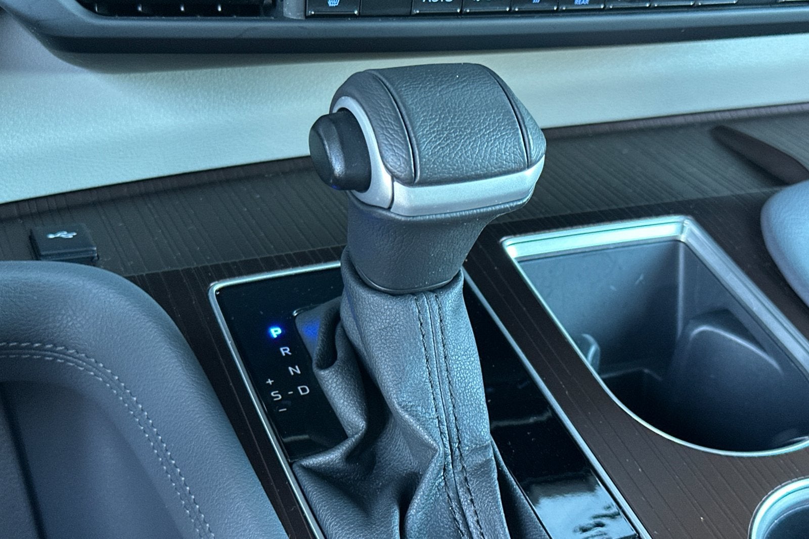 2023 Toyota Sienna XLE 8 Passenger