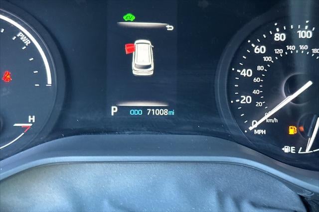 2023 Toyota Sienna XLE 8 Passenger