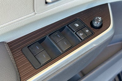 2023 Toyota Sienna XLE 8 Passenger