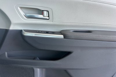 2024 Toyota Sienna XLE 8 Passenger