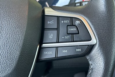 2024 Toyota Sienna XLE 8 Passenger