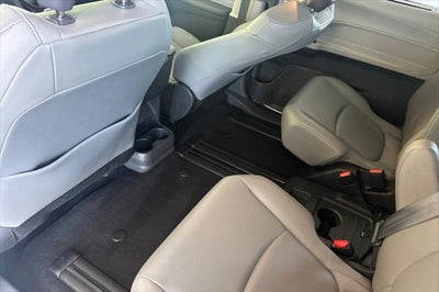 2024 Toyota Sienna XLE 8 Passenger