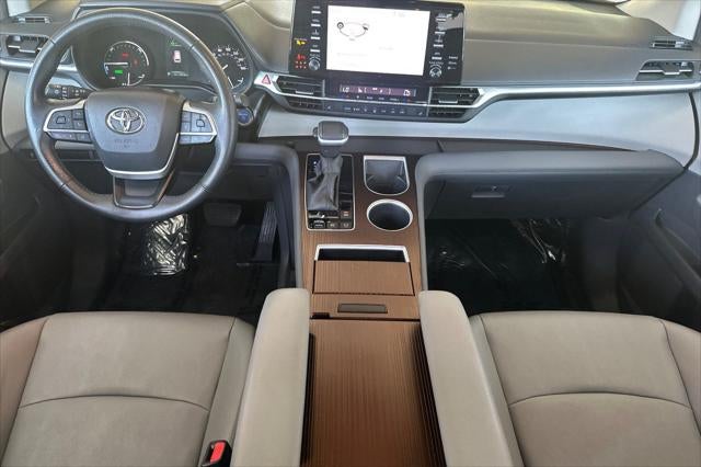 2024 Toyota Sienna XLE 8 Passenger