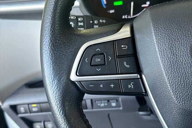 2024 Toyota Sienna XLE 8 Passenger