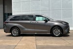 2022 Toyota Sienna XLE 8 Passenger