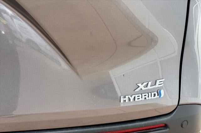2022 Toyota Sienna XLE 8 Passenger