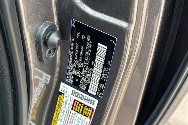 2022 Toyota Sienna XLE 8 Passenger