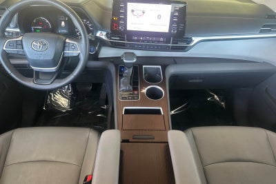2023 Toyota Sienna XLE 7 Passenger