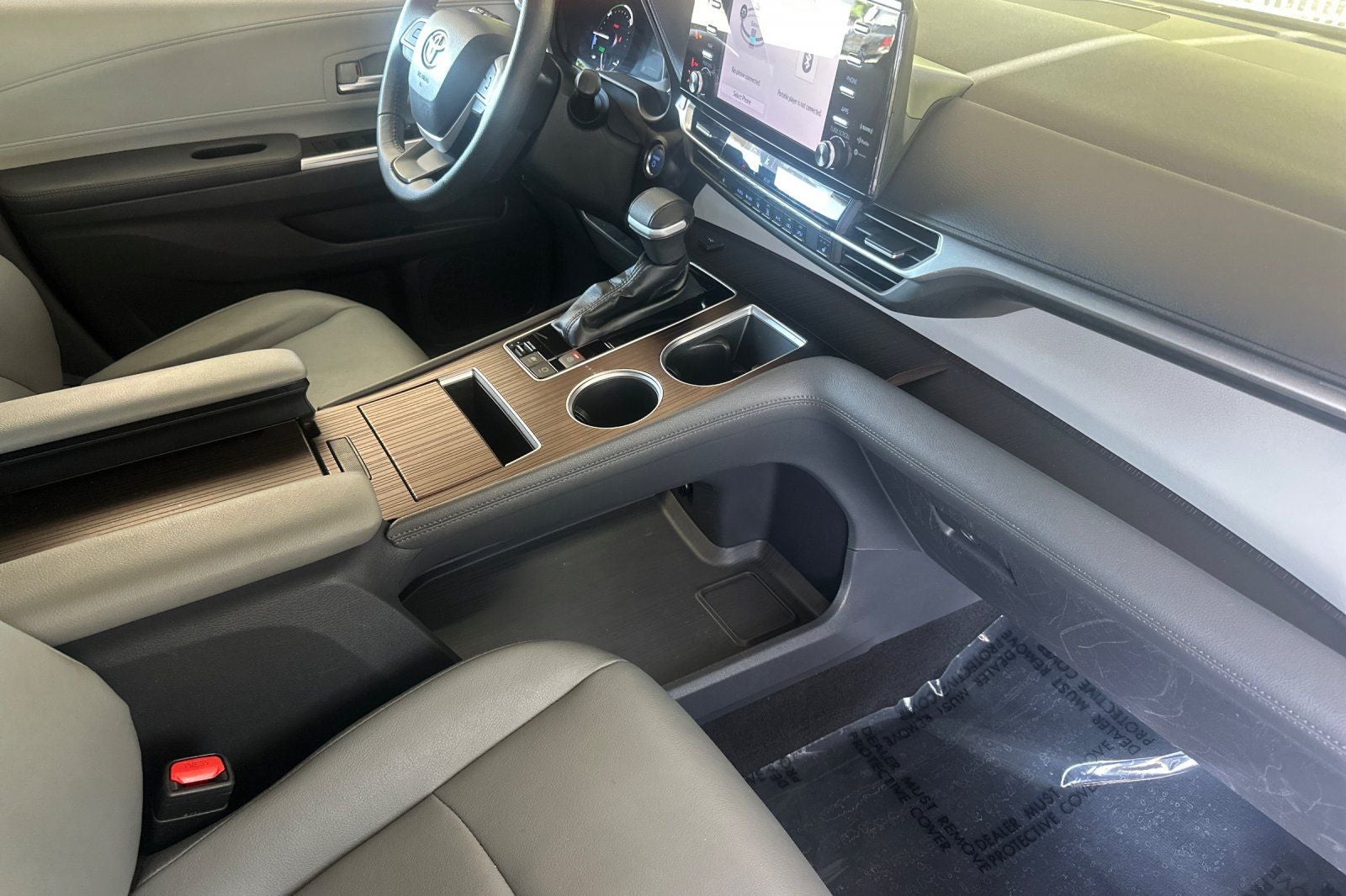 2023 Toyota Sienna XLE 7 Passenger