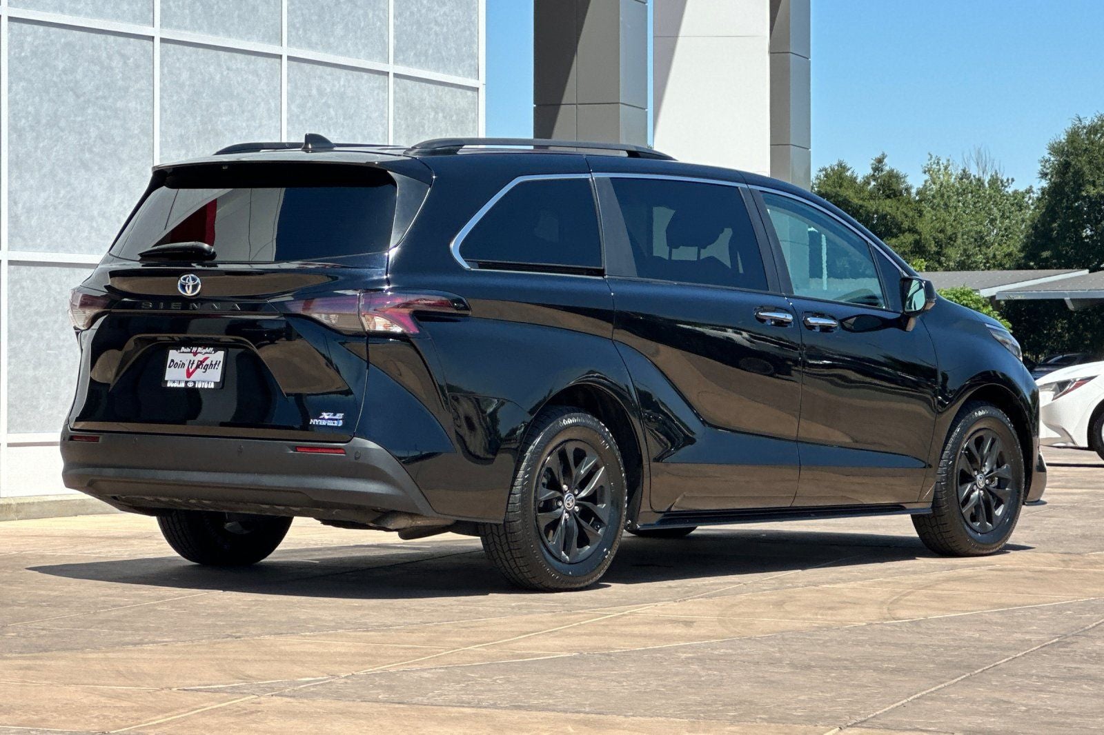 2023 Toyota Sienna XLE 7 Passenger