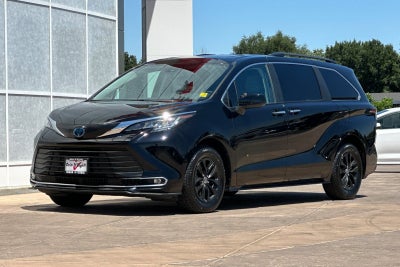 2023 Toyota Sienna XLE 7 Passenger