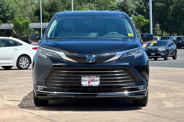 2023 Toyota Sienna XLE 7 Passenger