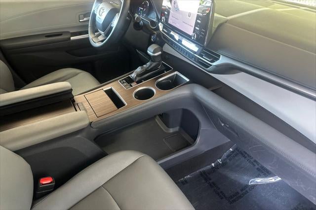 2023 Toyota Sienna XLE 7 Passenger