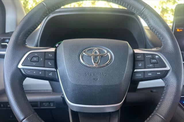 2023 Toyota Sienna XLE 7 Passenger