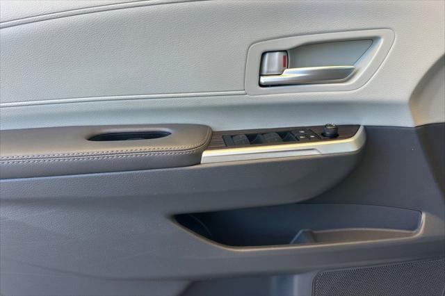 2024 Toyota Sienna XLE 8 Passenger