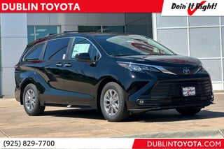 2026 Toyota Sienna XLE 8 Passenger
