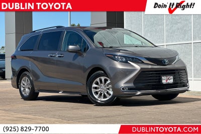 2024 Toyota Sienna XLE 8 Passenger