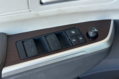 2024 Toyota Sienna XLE 8 Passenger