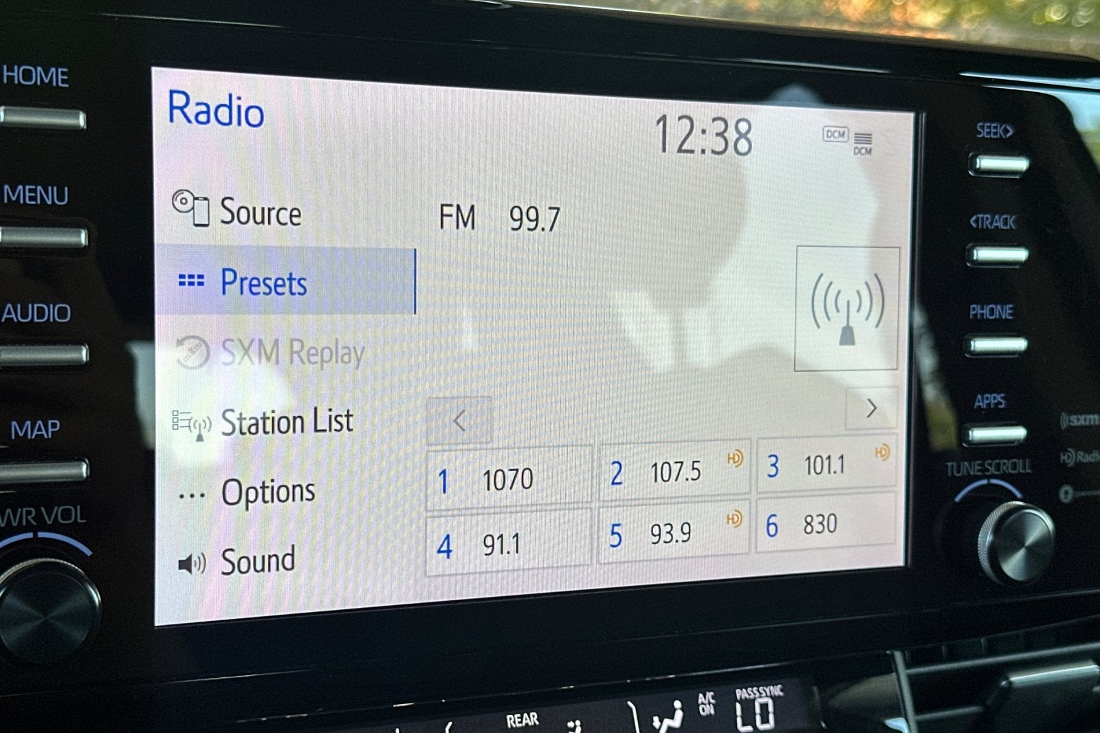 2024 Toyota Sienna XLE 8 Passenger