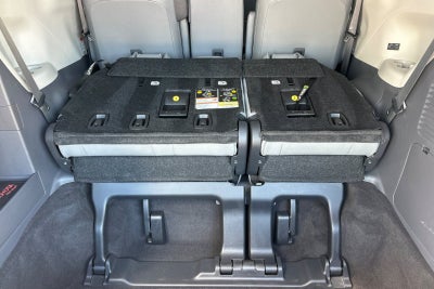 2024 Toyota Sienna XLE 8 Passenger
