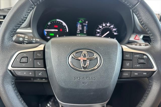 2024 Toyota Sienna XLE 8 Passenger