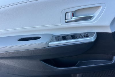 2025 Toyota Sienna XLE 8 Passenger