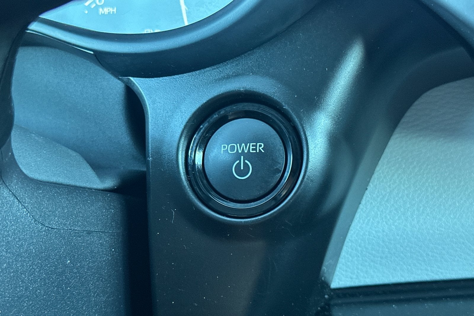 2025 Toyota Sienna XLE 8 Passenger