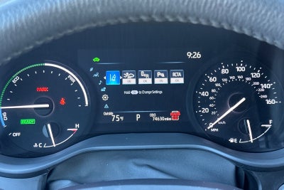 2025 Toyota Sienna XLE 8 Passenger