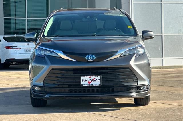 2025 Toyota Sienna XLE 8 Passenger