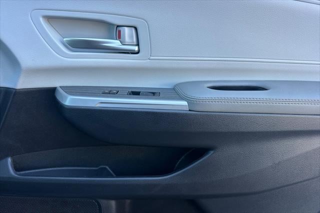 2025 Toyota Sienna XLE 8 Passenger