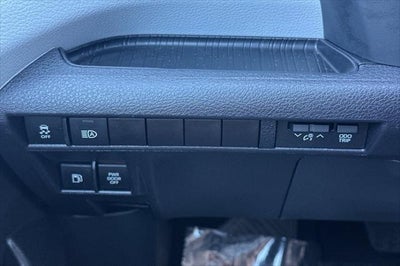 2025 Toyota Sienna XLE 8 Passenger