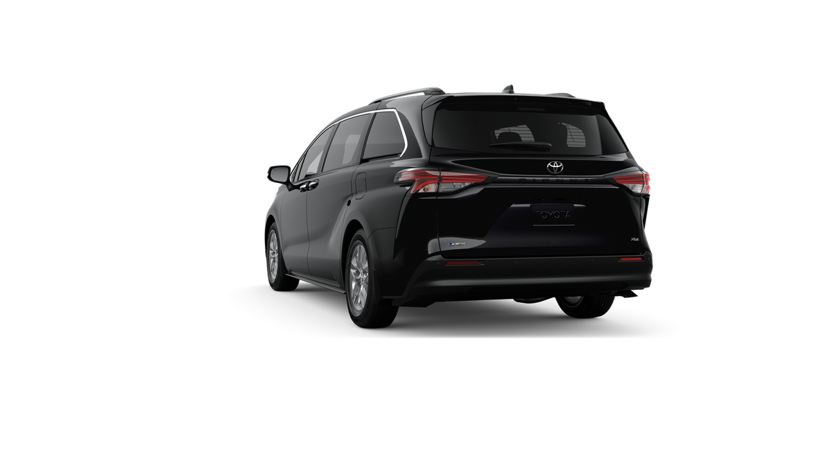 2026 Toyota Sienna XLE 8 Passenger
