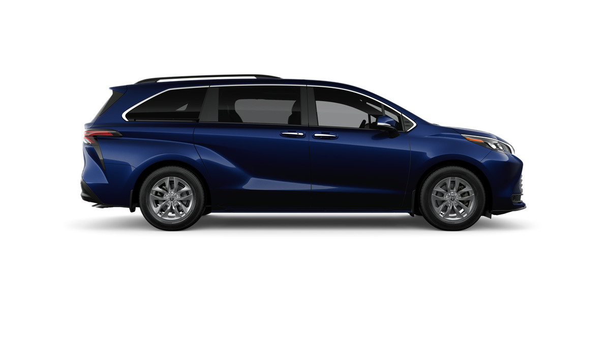 2026 Toyota Sienna XLE 8 Passenger