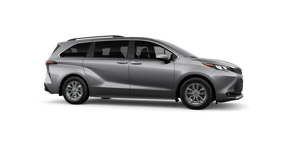 2026 Toyota Sienna XLE 7 Passenger