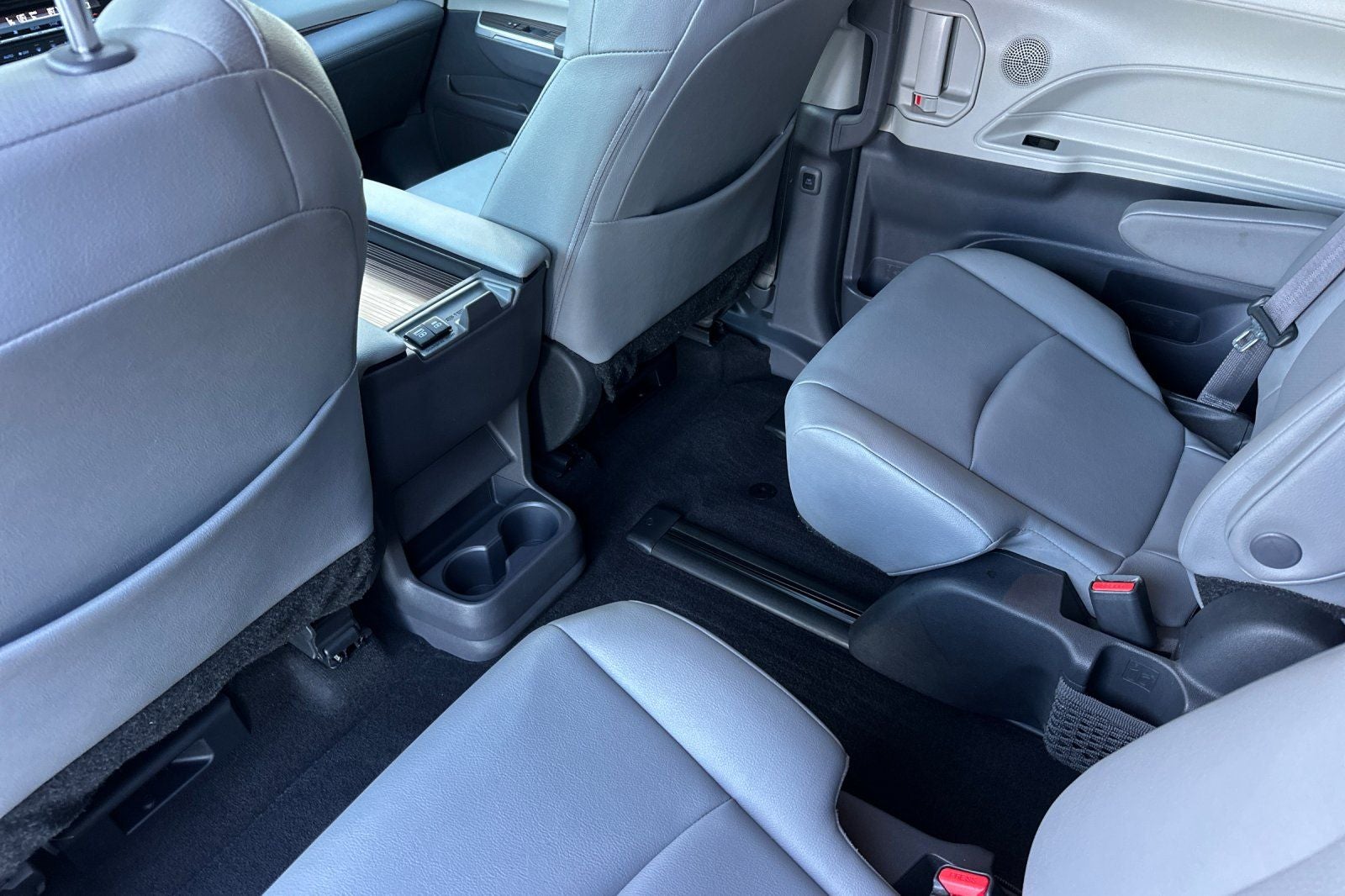 2024 Toyota Sienna XLE 7 Passenger