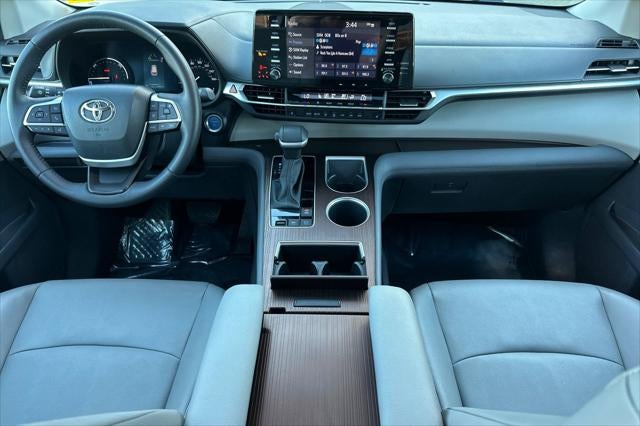 2024 Toyota Sienna XLE 7 Passenger