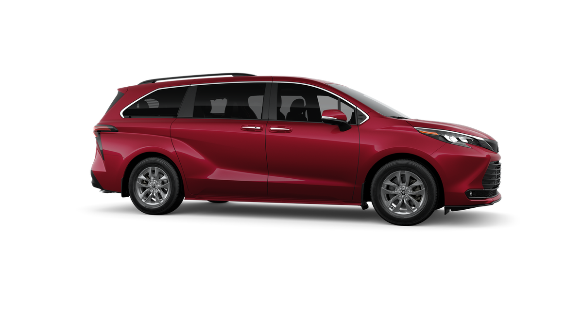 2026 Toyota Sienna XLE 7 Passenger