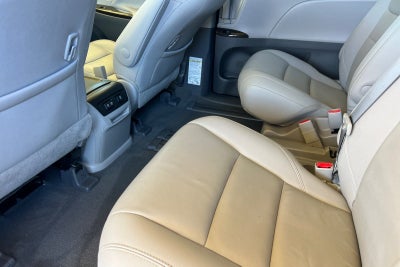 2020 Toyota Sienna XLE 8 Passenger
