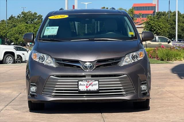 2020 Toyota Sienna XLE 8 Passenger