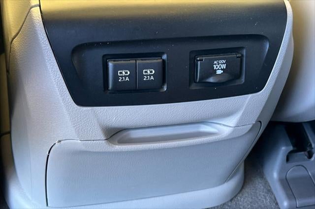 2020 Toyota Sienna XLE 8 Passenger