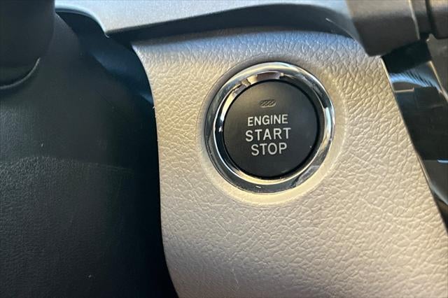 2020 Toyota Sienna XLE 8 Passenger