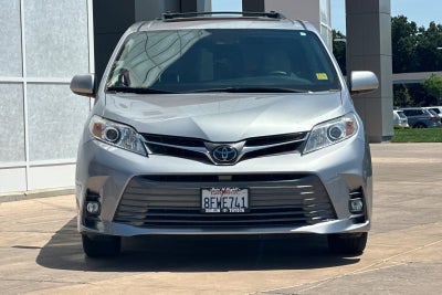 2018 Toyota Sienna XLE 8 Passenger